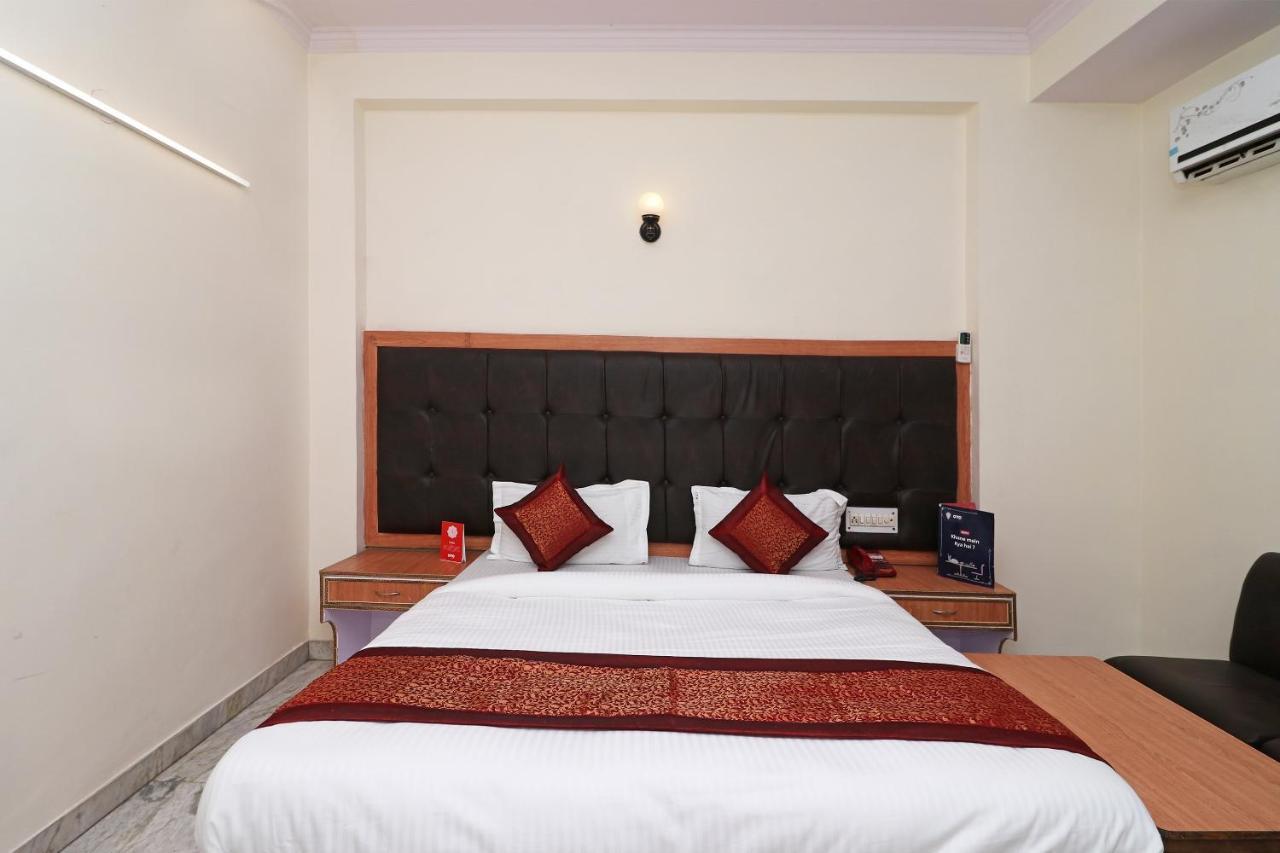 Oyo Hotel Silver Shine Near Gurudwara Shri Bangla Sahib New Delhi Extérieur photo